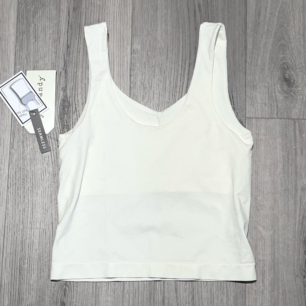 ❥𝐞𝐲𝐞 𝐜𝐚𝐧𝐝𝐲: Tank Top with Built in Bra - Picture 2 of 5